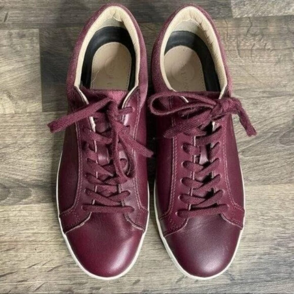 Lacoste Burgundy Woman's Sneakers Low Top Leather Sneakers Size 8 - Picture 2 of 13